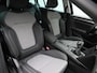Renault Megane Grandtour TCe 140 Limited | Climate Control / ECC | Licht metalen velgen 16 inch | Cruise control Standaard | Navigatie | LED koplampen | Park Distance Control voor en achter | Achteruitrijcamera | Dakrailing |