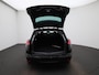 Renault Megane Grandtour TCe 140 Limited | Climate Control / ECC | Licht metalen velgen 16 inch | Cruise control Standaard | Navigatie | LED koplampen | Park Distance Control voor en achter | Achteruitrijcamera | Dakrailing |