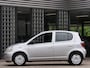 Toyota Yaris 1.3 16V VVT-i LUNA/ TREKHAAK/ STUURBEKRACHTIGING