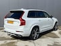 Volvo XC90 2.0 T8 Twin Engine AWD R-Design | 22' LMV Velgen | Elek. Trekhaak | Head-Up Display | Panoramadak |