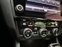 Skoda Octavia Combi 1.5 TSI DSG Greentech Business Edition Stoelverwarming Climate Control App Connect Trekhaak