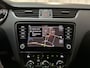 Skoda Octavia Combi 1.5 TSI DSG Greentech Business Edition Stoelverwarming Climate Control App Connect Trekhaak