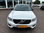 Volvo XC40 1.5 T5 Recharge R-Design 262PK - Leder - 19 inch - 360 Camera - Trekhaak