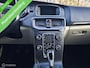 Volvo V40 2.0 T2 / Dealer onderhouden / nieuw Distributie /