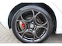 Alfa Romeo Giulietta 1.4 T Sprint - TREKHAAK - ALCANTARA - PDC - SCHERPSTE PRIJS VAN EUROPA!