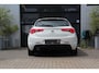 Alfa Romeo Giulietta 1.4 T Sprint - TREKHAAK - ALCANTARA - PDC - SCHERPSTE PRIJS VAN EUROPA!