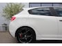 Alfa Romeo Giulietta 1.4 T Sprint - TREKHAAK - ALCANTARA - PDC - SCHERPSTE PRIJS VAN EUROPA!
