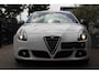 Alfa Romeo Giulietta 1.4 T Sprint - TREKHAAK - ALCANTARA - PDC - SCHERPSTE PRIJS VAN EUROPA!