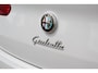 Alfa Romeo Giulietta 1.4 T Sprint - TREKHAAK - ALCANTARA - PDC - SCHERPSTE PRIJS VAN EUROPA!