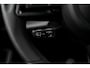 Porsche Macan 4 | Luchtvering PASM | Panoramadak | Adaptieve cruise control | Bose Surround Sound | Comfortstoelen 14 voudig | 21 inch velgen l