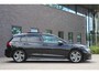 Volkswagen Golf 1.5 eTSI R-Line pano / IQ light