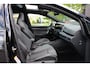 Volkswagen Golf 1.5 eTSI R-Line pano / IQ light
