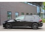 Volkswagen Golf 1.5 eTSI R-Line pano / IQ light