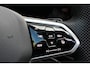 Volkswagen Golf 1.5 eTSI R-Line pano / IQ light