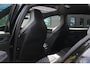 Volkswagen Golf 1.5 eTSI R-Line pano / IQ light