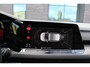 Volkswagen Golf 1.5 eTSI R-Line pano / IQ light