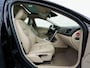 Volvo V60 2.0T 203pk Automaat Summum | Leder | Schuifdak | Trekhaak