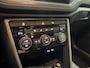 Volkswagen T-Roc 1.0 TSI Style Business | navi | virtual | trekhaak |