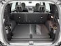 Citroën C3 Aircross SUV Plus Hybrid 7p. 145pk Automaat | DEMO | 7 zitplaatsen | Navigatie via draadloze Apple Carplay / Android Auto | Achteruitrijcamera | Climate Control | Cruise Control | Parkeersensoren | Bluetooth | Comfortstoelen | Elektrisch inklapbare spiegels | Donker getint glas | Led koplampen |