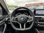BMW 5-Serie Touring 530i Executive Sport Line Head-Up Display Panoramadak LED DAB Achteruitrijcamera 19 Inch Leder Elek. Kofferklep