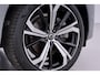 Volvo XC60 T6 Plug-in hybrid Plus Dark | ACC | Luchtvering | 360° Camera | Panoramadak | Harman/Kardon | Memory | 21 Inch