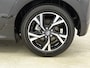 Toyota Yaris 1.5 Hybrid 115 Dynamic | Comfort Pack | Voorruit-Stuur-Stoelverwarming | Parkeersensoren V+A | Onderweg-naar-dealer