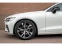 Volvo S60 B4 R-Design, Harman/Kardon, Stoel & Stuurverwarming, Trekhaak, Camera, Memory, Carplay, Adaptive Cruise.