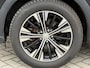Mitsubishi Eclipse Cross 1.5 DI-T Instyle / Dealer onderhouden! / Panoramadak / Lederen bekleding / Stoel-/Stuurverwarming / Voorruitverwarming / Achteruitrijcamera / LED verlichting / Apple CarPlay/Android Auto /
