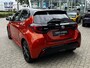 Toyota Yaris 1.5 Hybrid Executive HEAD-UP AD-CRUISE JBL-AUDIO APPLE/ANDROID CLIMA KEYLESS BLIND-SPOT PARK-SENSOR STOELVERWARMING LM-VELGEN 17"