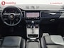 Porsche Macan 2.0 T Sport Chrono Trekhaak Panoramadak Luchtvering BOSE NL Dealer Auto! | Adaptieve Sportstoelen Memory | Achteruitrijcamera | Apple CarPlay | Stoelverwarming
