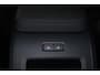 Volvo XC60 T6 Recharge AWD Plus Bright - Panorama/schuifdak - IntelliSafe Assist & Surround - 360º Camera - Harman/Kardon audio - Adaptieve LED koplampen - Verwarmde voorstoelen, stuur & achterbank - Parkeersensoren voor & achter - Elektr. bedienb. voorstoelen met geheugen - Head up display - Draadloze tel. lader - Extra getint glas - 19' LMV