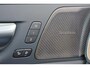 Volvo XC60 T6 Recharge AWD Plus Bright - Panorama/schuifdak - IntelliSafe Assist & Surround - 360º Camera - Harman/Kardon audio - Adaptieve LED koplampen - Verwarmde voorstoelen, stuur & achterbank - Parkeersensoren voor & achter - Elektr. bedienb. voorstoelen met geheugen - Head up display - Draadloze tel. lader - Extra getint glas - 19' LMV