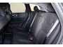Volvo XC60 T6 Recharge AWD Plus Bright - Panorama/schuifdak - IntelliSafe Assist & Surround - 360º Camera - Harman/Kardon audio - Adaptieve LED koplampen - Verwarmde voorstoelen, stuur & achterbank - Parkeersensoren voor & achter - Elektr. bedienb. voorstoelen met geheugen - Head up display - Draadloze tel. lader - Extra getint glas - 19' LMV