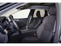 Volvo XC60 T6 Recharge AWD Plus Bright - Panorama/schuifdak - IntelliSafe Assist & Surround - 360º Camera - Harman/Kardon audio - Adaptieve LED koplampen - Verwarmde voorstoelen, stuur & achterbank - Parkeersensoren voor & achter - Elektr. bedienb. voorstoelen met geheugen - Head up display - Draadloze tel. lader - Extra getint glas - 19' LMV
