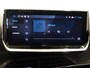 Peugeot 2008 1.2 PureTech 130pk Automaat Allure Navigatie Apple Carplay/Android Auto 360 camera Parkeersensoren Blind Spot Assist Adaptive Cruise Control Stoelverwarming Getinte ramen Climate Control