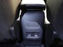 Peugeot 2008 1.2 PureTech 130pk Automaat Allure Navigatie Apple Carplay/Android Auto 360 camera Parkeersensoren Blind Spot Assist Adaptive Cruise Control Stoelverwarming Getinte ramen Climate Control