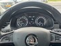 Skoda Kamiq Active 1.0 TSI l Stoelverwarming l Cr COntrol l Speciale lak l Parkeersensoren l LM - Velgen l Dakrails zwart l