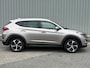 Hyundai Tucson 1.6 GDi Anniversary Edition / Trekhaak / 19" Lichtmetalen velgen / Stoelverwarming / Achteruitrijcamera / Navigatie / Climate Control /