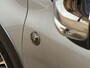 Peugeot 2008 1.2 PureTech Sport (PANORAMADAK, APPLE CARPLAY, NAVIGATIE, CLIMATE, LEDER/ALCANTARA, SPORTSTOELEN, GETINT GLAS, CRUISE, NIEUWE APK, NIEUWSTAAT)