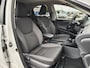 Toyota Yaris 1.5 Hybrid 115 Dynamic | Sensoren v/a | Stuur & Stoelverwarming