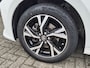 Toyota Yaris 1.5 Hybrid 115 Dynamic | Sensoren v/a | Stuur & Stoelverwarming