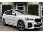BMW X1 xDrive25e PANO | CRUISE | HIFI | CARPLAY | M-PAKKET | STOELVERW
