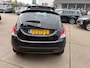 Lancia Ypsilon 0.9 TwinAir Platinum Airco, cruise, pano, pdc