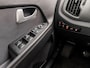 Kia Sportage 1.6 GDI Sport (NAVIGATIE, CLIMATE, GETINT GLAS, CAMERA, SPORTSTOELEN, TREKHAAK, CRUISE, BLUETOOTH, NIEUWE APK, NIEUWSTAAT)