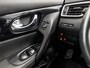 Nissan Qashqai 1.2 Deluxe (PANORAMADAK, NAVIGATIE, CLIMATE, 360 CAMERA, STOELVERWARMING, SPORTSTOELEN, TREKHAAK, GETINT GLAS, NIEUWE APK, NIEUWSTAAT)