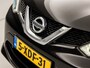 Nissan Qashqai 1.2 Deluxe (PANORAMADAK, NAVIGATIE, CLIMATE, 360 CAMERA, STOELVERWARMING, SPORTSTOELEN, TREKHAAK, GETINT GLAS, NIEUWE APK, NIEUWSTAAT)