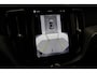 Volvo XC60 T8 Plug-in hybrid Ultra Black Edition | ACC | Bowers&Wilkins | Trekhaak | Panoramadak | Massage | Head-Up | 360° Camera
