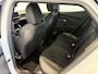 Peugeot 2008 1.2 Hybrid 145 GT | APPLE CARPLAY & ANDROID AUTO | STOELVERWARMING | NAVI | ELEKTRISCHE STOELEN | AUTOMAAT |