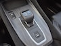 Nissan Qashqai 1.3 MHEV Xtronic Tekna Plus / Fabrieksgarantie tot 10-2028 / All season banden / Panoramadak / Trekgewicht 1800 kg / Head Up Display / Elektrische achterklep / Voorstoel met massage functie / Bose Audio Systeem / Stuur Stoel & Voorruit verwarming /