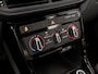 Volkswagen T-Cross 1.0 TSI Life Sport (APPLE CARPLAY, CAMERA, GETINT GLAS, SPORTSTOELEN, CRUISE, NIEUWSTAAT)